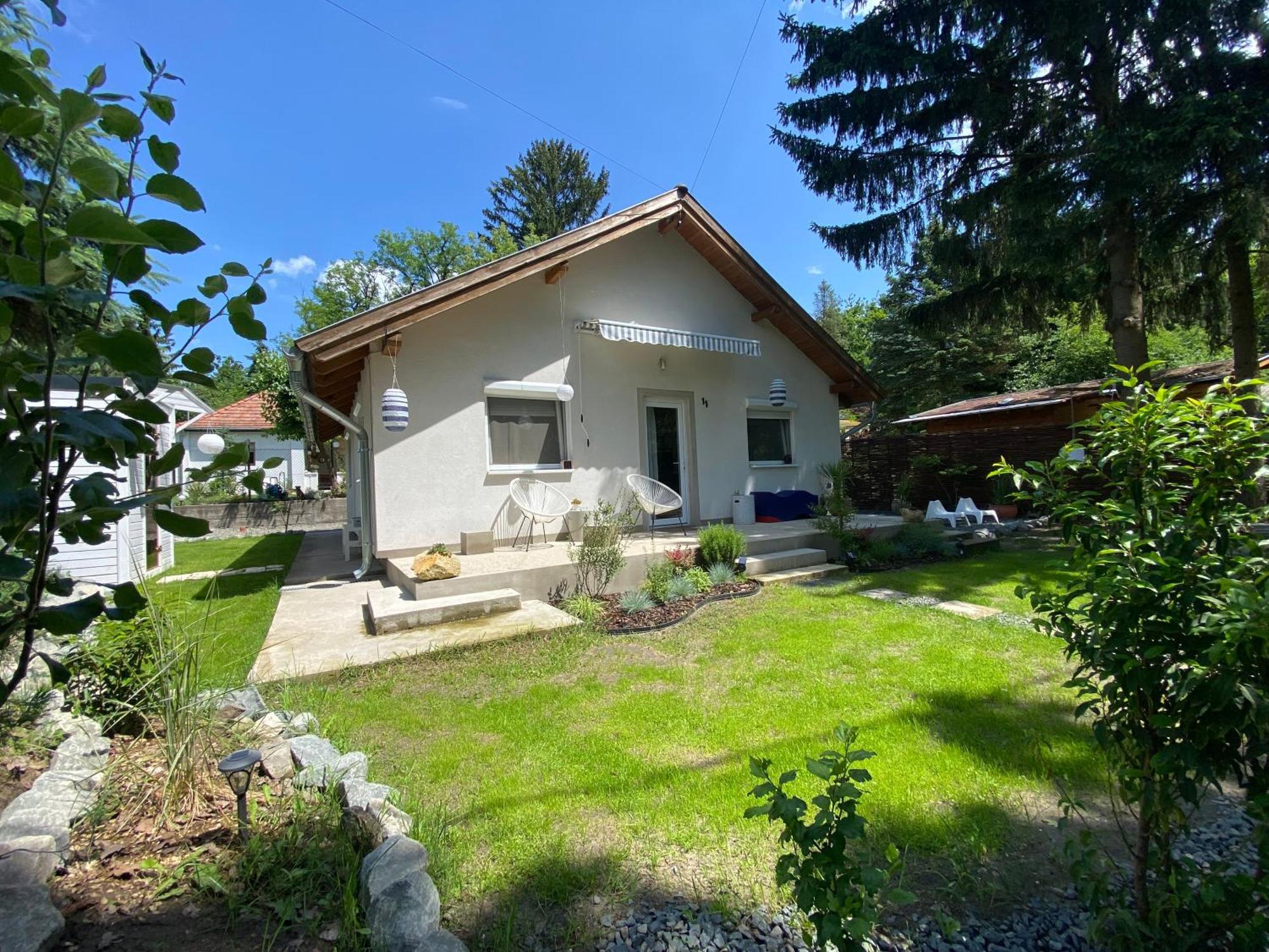 Marika Vendeghaz Villa Szigetmonostor Bagian luar foto