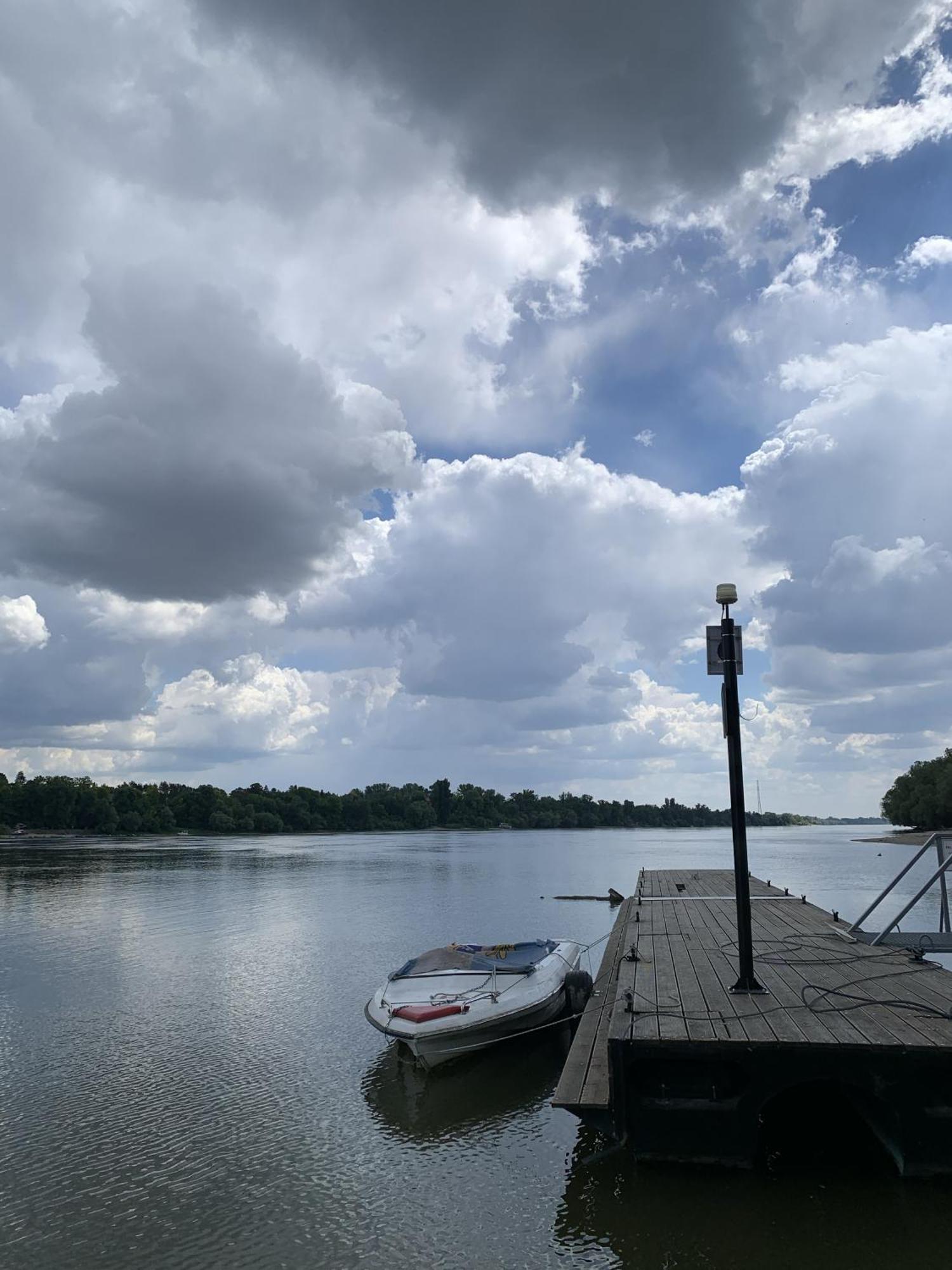 Marika Vendeghaz Villa Szigetmonostor Bagian luar foto