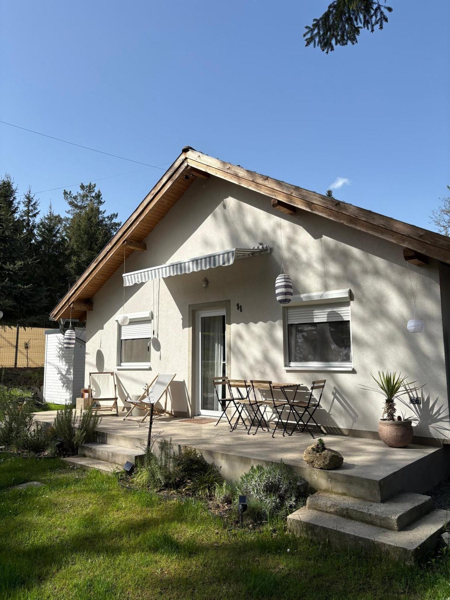 Marika Vendeghaz Villa Szigetmonostor Bagian luar foto